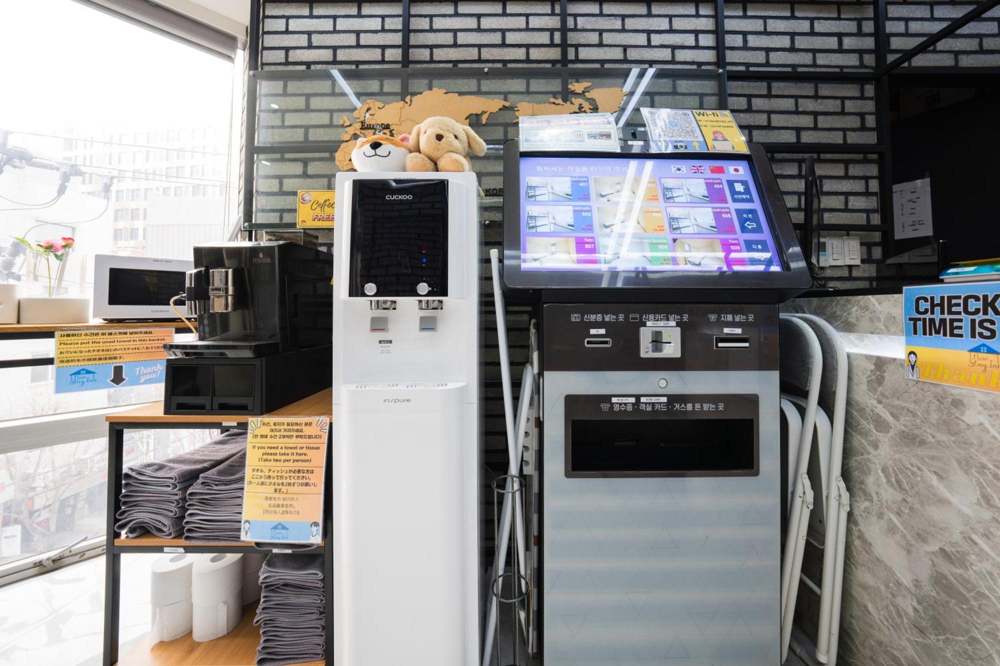 Myeongdong New Stay Inn Seoul Exterior photo