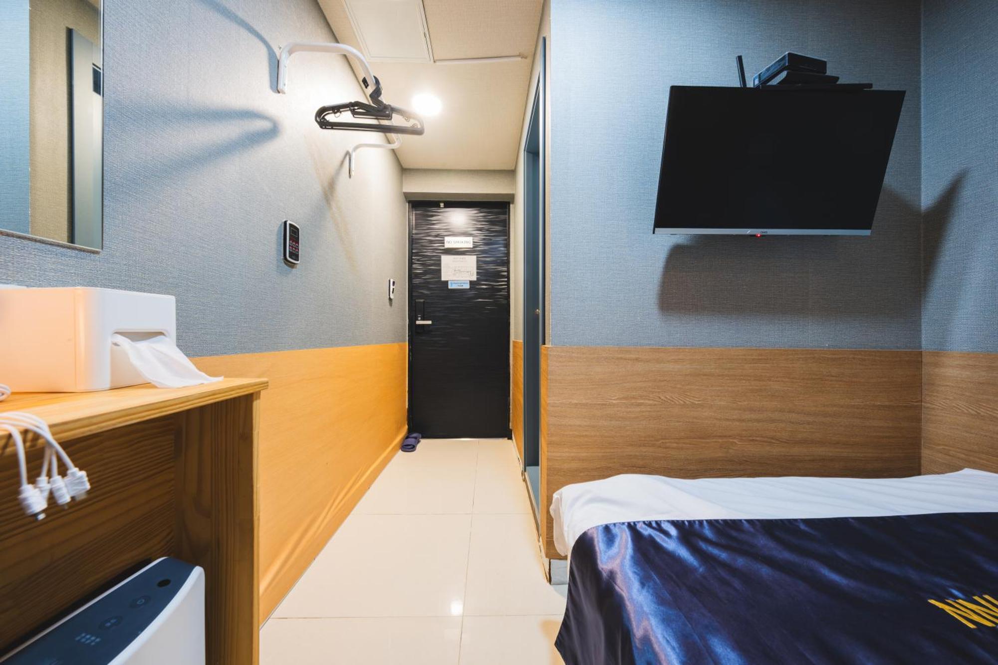 Myeongdong New Stay Inn Seoul Exterior photo
