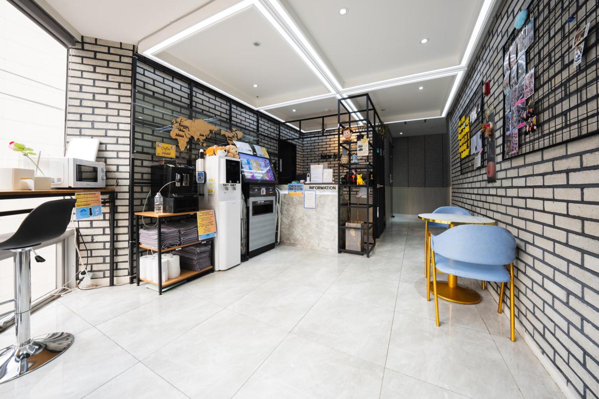 Myeongdong New Stay Inn Seoul Exterior photo
